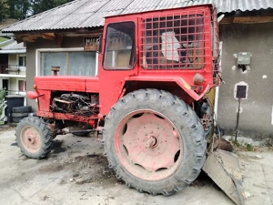 Tractor UTB 651 - imagine 2