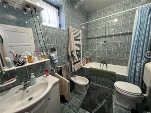 Casa individuala pe un nivel si teren de 1300 mp in zona Turnisor - imagine 12