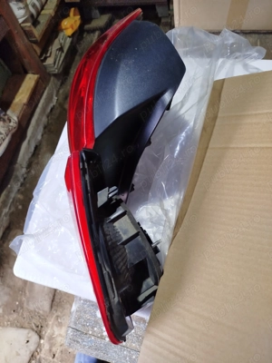  Vând sau schimb cu roti R17 pentru Golf 6 Faruri și Lampi spate Volkswagen Golf 6 