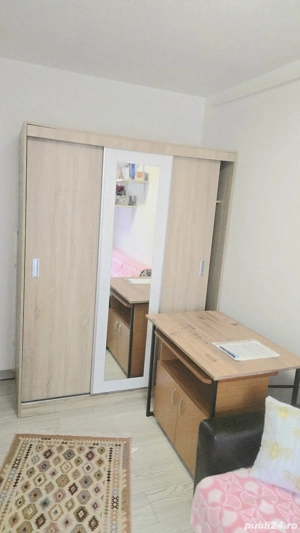 PROPRIETAR vand garsoniera piata Resita  - imagine 3