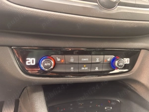 Opel Insignia 2.0 D   174 Cp   Cutie de viteze automata - imagine 16