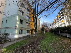 Aproape de UMFT, o camera, pet-friendly.