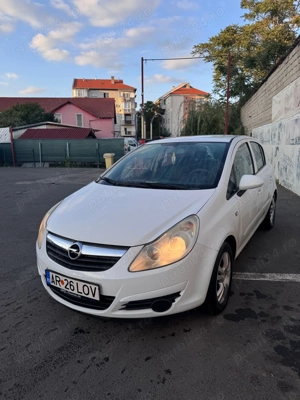 Vând Opel Corsa   an 2008   1.4 benzină - imagine 3