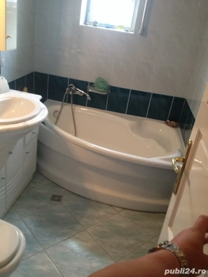 Inchiriez apartament Bistrita - imagine 5