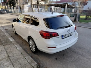 Opel Astra j Sport tourer 2012 - imagine 5