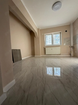 Metrou Aparatorii Patrie 3 cam bloc 1985 et 2 - imagine 6