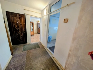 Apartament 4 camere decomandat 80mp 2 băi + balcon de renovat parter Rond Vechi - imagine 12