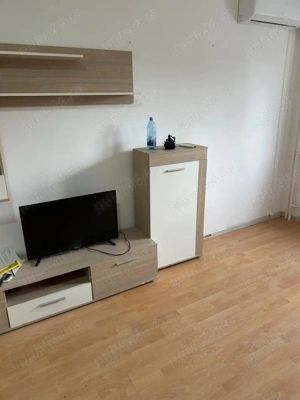 Apartament 2 camere decomandat, renovat, 3 min Metrou Păcii - imagine 3