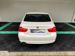 BMW Seria 3 2010 318i - imagine 6