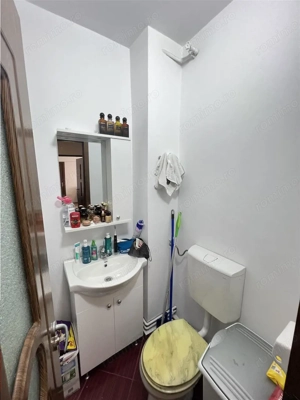 Apartament 3 camere mobilate utilate 2 bai pivnita zona Turnisor Sibiu - imagine 11