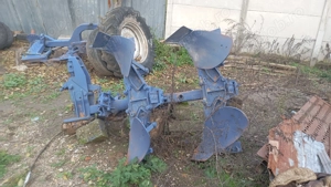 Plug reversibil 2 brazde hidraulic - imagine 2