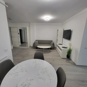 Apartament 2 camere, etaj 1 - zona Cetate