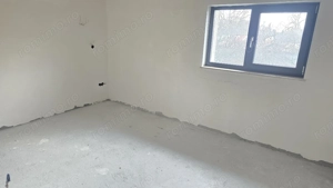 Vand casa in duplex in Deva, semifinisata, zona Garii (peste linia ferata), P+E+pod locuibil,  - imagine 9