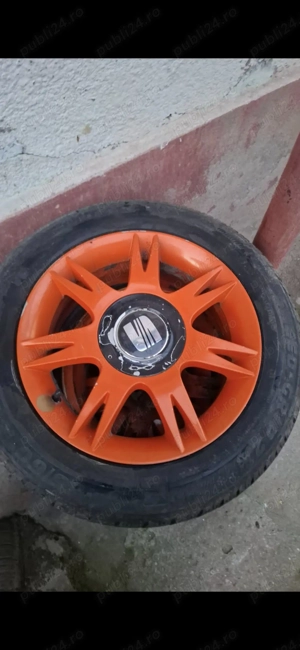 Vând cauciucuri de iarnă cu jante