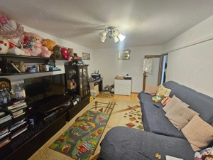 Apartament cu 3 camere de vânzare în Curtea de Argeș. - imagine 11