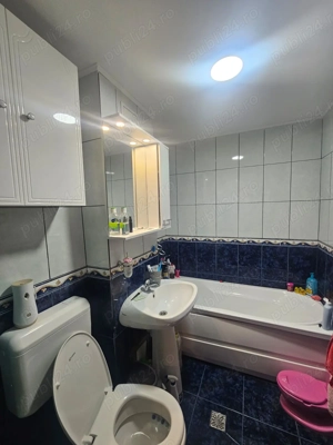 Apartament cu 3 camere de vânzare în Curtea de Argeș. - imagine 8