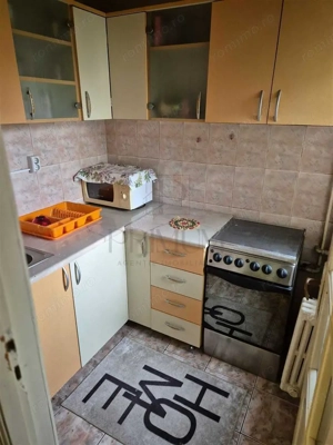 Garsoniera - Mobilatas  #537;i Utilata - Decomandat - Zona UMT - imagine 3