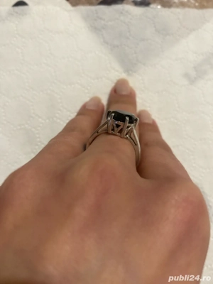 inel argint cu spinel 