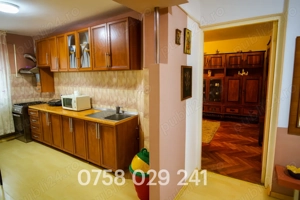 Apartament spațios cu 4 camere în Lupeni   deal pentru locuit sau vacanță - imagine 6
