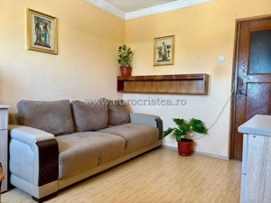 Apartament cu 3 camere de vânzare în Mangalia , 500m până la plajă  - imagine 4