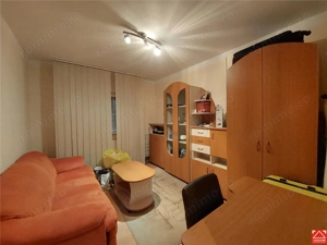 Apartament cu acces stradal pentru cabinet sau birou - imagine 5