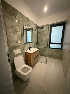 Apartamente LUX cu 2 camere la cateva minute de hotel IQ