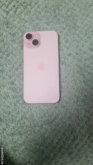 Iphone 15 pink