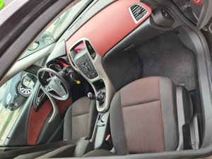 Opel Astra J 2010, 1.6 benzina E5 - imagine 5