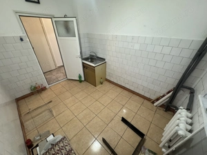 Apartament 3 camere zona Far - imagine 6