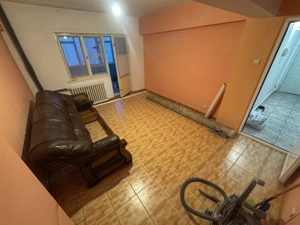 Apartament 3 camere zona Far - imagine 2