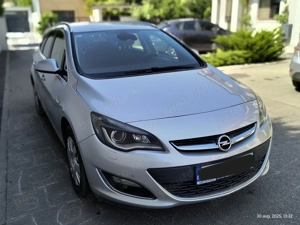 Vand Opel Astra J Combi Diesel 136CP, 250600km, 2014 - imagine 4