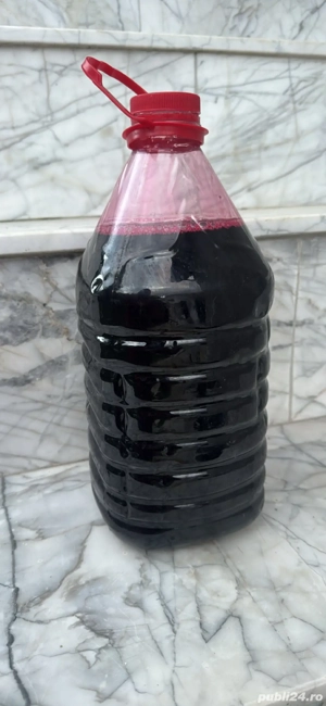 vand vin de coacaze!