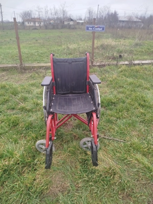 două scaune cu rotile la350 Lei bucata Stiubieni strada costișei  - imagine 2