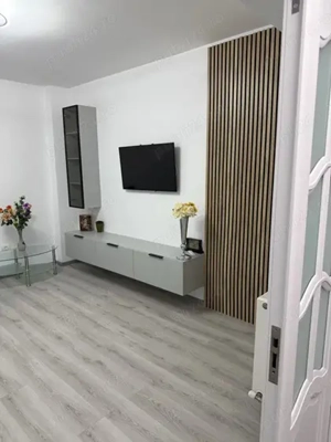 Casa de inchiriat zona Faleza Nord - imagine 2