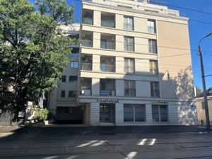 De vânzare   Clinica Stomatologică & Beauty Integrată | București   zona Ferdinand Metrou Iancului