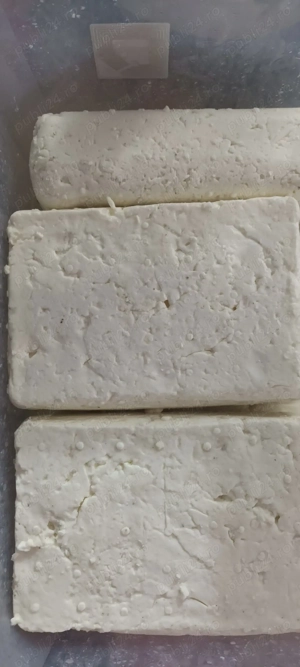 Brânză proaspătă de oi