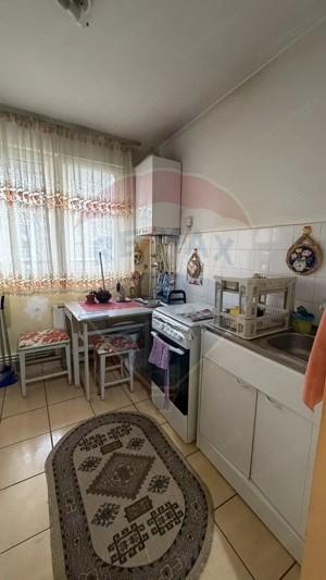 Apartament cu 2 camere de vânzare în zona Mazepa 1 - Galati - imagine 4