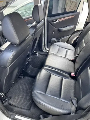 Vând Mercedes A clas 2005 - imagine 2