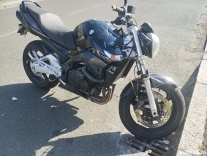 Suzuki gsr600 2007 - imagine 4