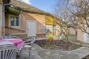 Casă de vanzare, pozitie excelenta, la intrare in Loc. Galsa - imagine 18