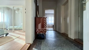 Casa Spatioasa cu Teren Generos in Vladimirescu - imagine 11