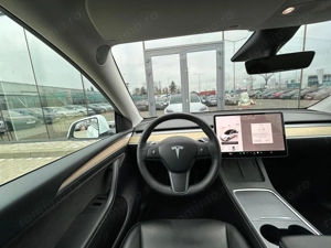 Tesla Model Y - imagine 10