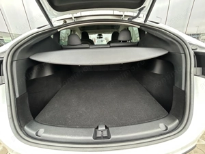 Tesla Model Y - imagine 19