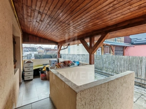 Casa singur in curte de vanzare in Gusterita.