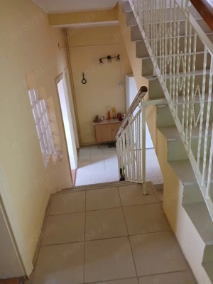 Vând  imobil  P+1, zona 14 Mai - imagine 2