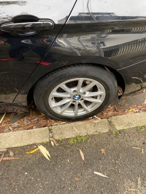 Vând BMW Seria 3, model 316d, berlina, an fabricație 2015, în stare foarte bună de funcționare, AUT - imagine 4