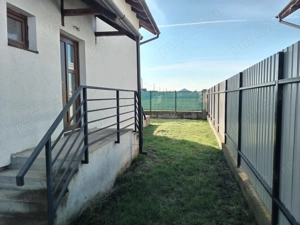 Vand casa tip duplex, Sangeorgiu de Mures - imagine 3