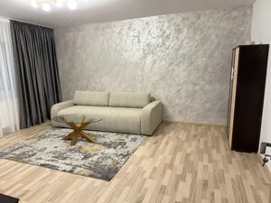 Inchiriez Apartament 2 Camere, Zona Vitan Mall - Str. Foisorului Zizin - imagine 2