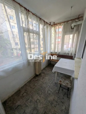 Apartament 4 camere decomandat 80mp 2 băi + balcon de renovat parter Rond Vechi - imagine 11