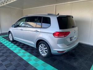 Volkswagen Touran 7 Locuri 1.6 Diesel 116 CP An 2019 - imagine 5